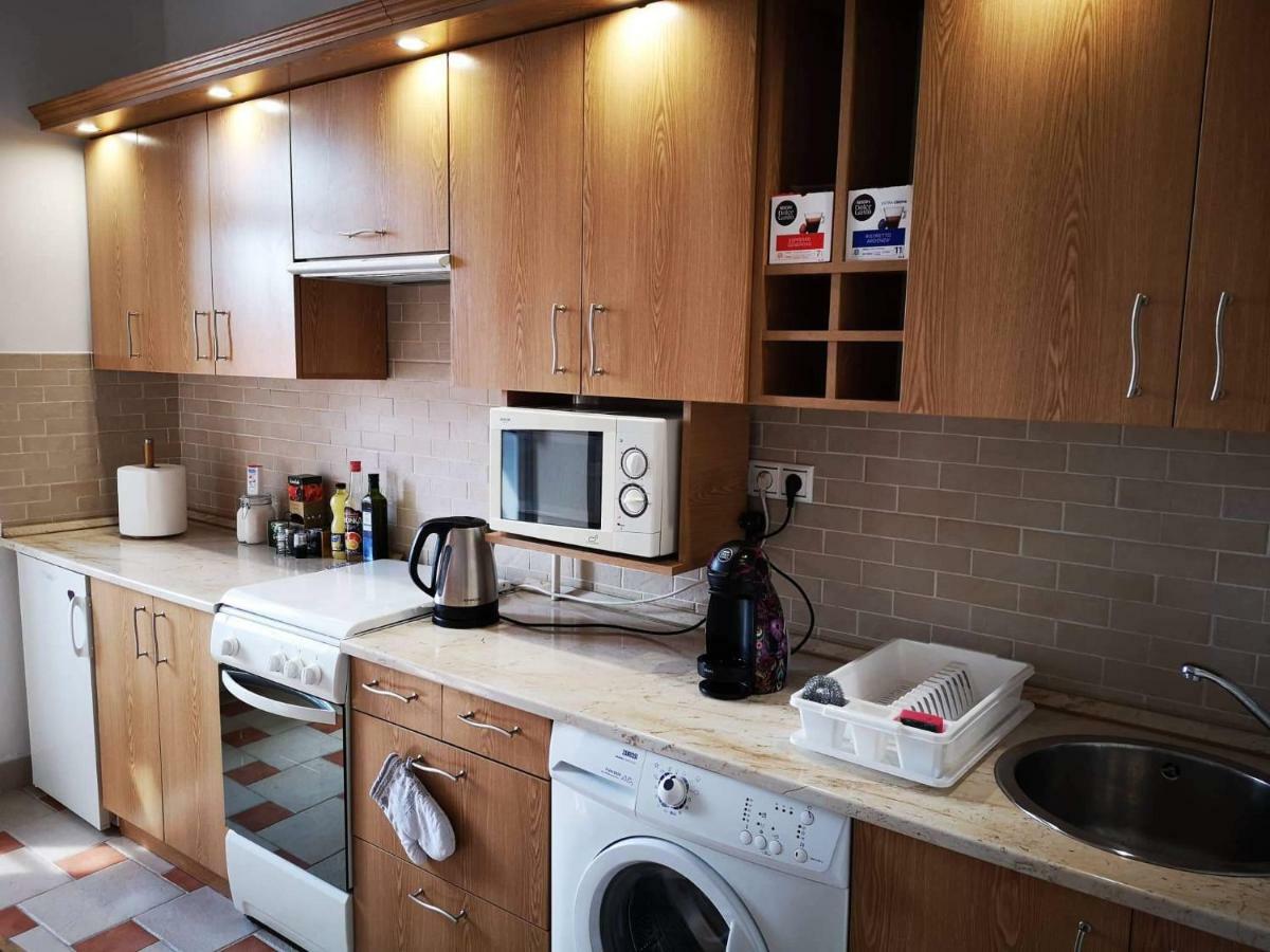 King 38-1 Apartman Apartment เปตช์ ภายนอก รูปภาพ